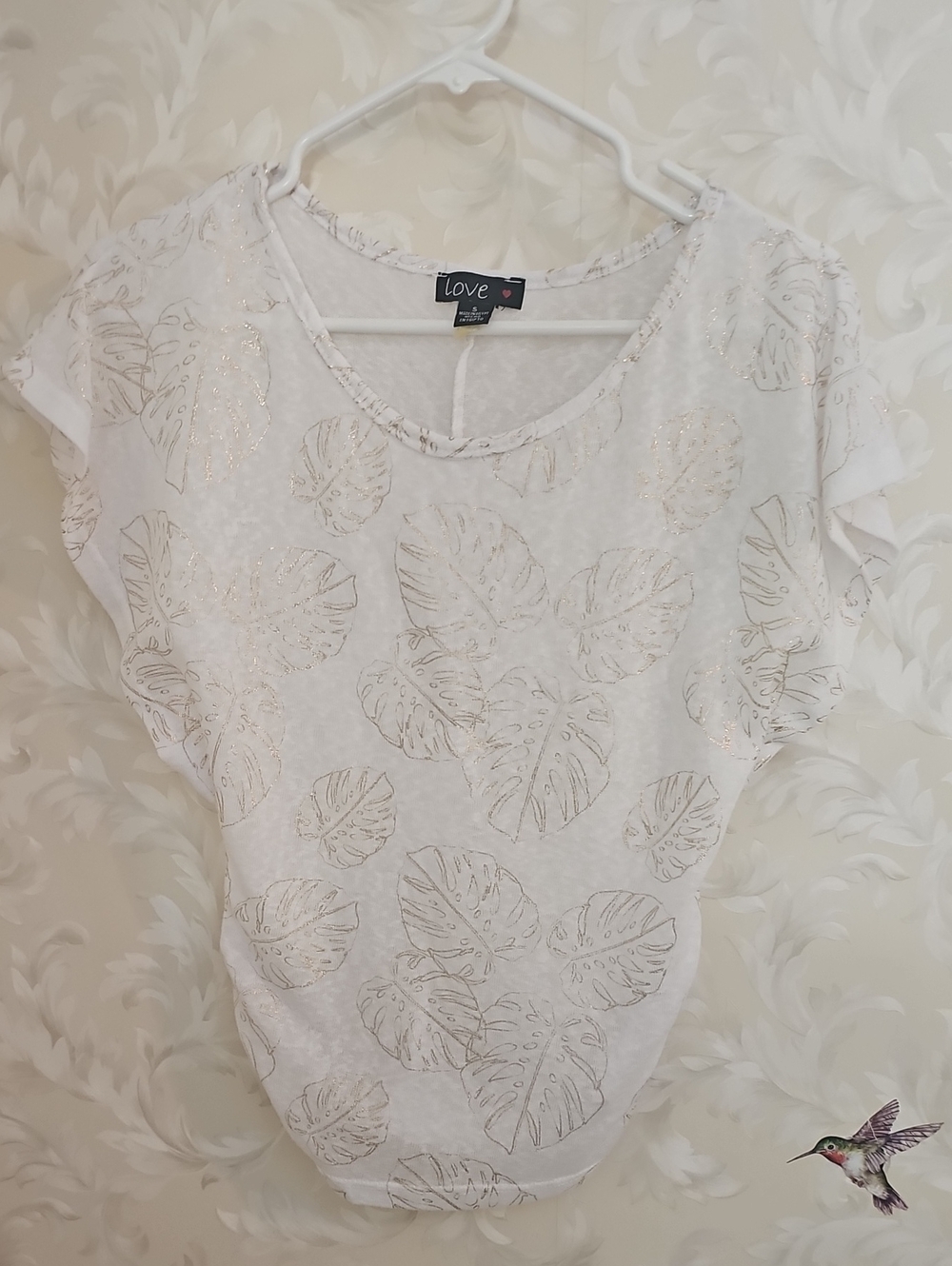 Love White Short Sleeve Tee with Shimmery Gold Leaf Motif